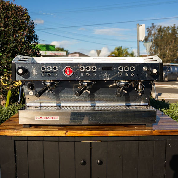 Late model 3 group La Marzocco PB Custom