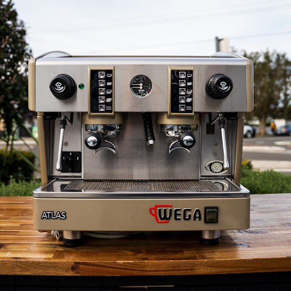 Pre-Loved Wega Atlas – Champagne Finish – 10 Amp Plug & Play