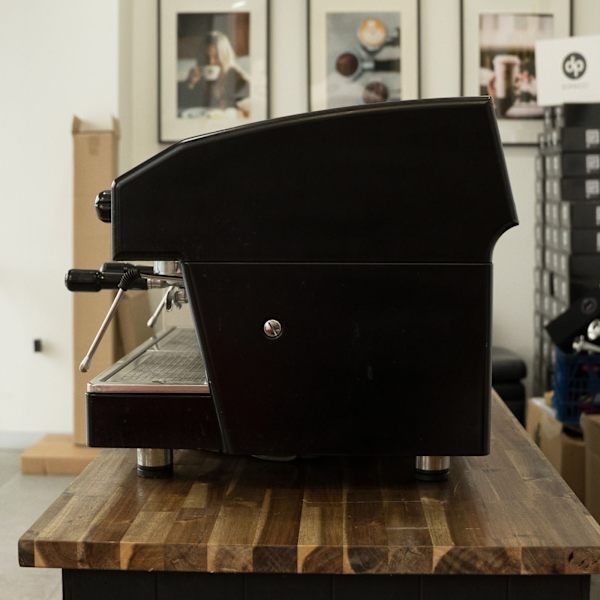 Pre-Loved Wega Atlas – 15 Amp Black – Fully Serviced & Ready to Go