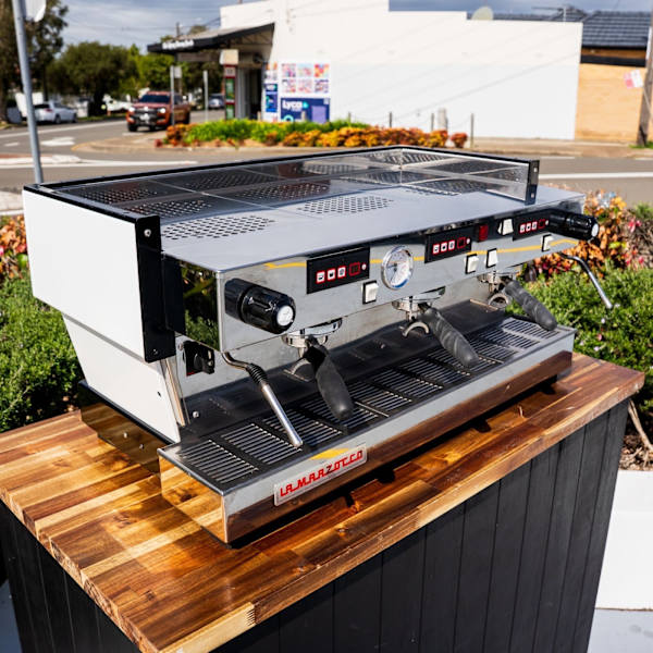 Pre-Loved La Marzocco Linea – Late Model 3 Group with Shot Timers