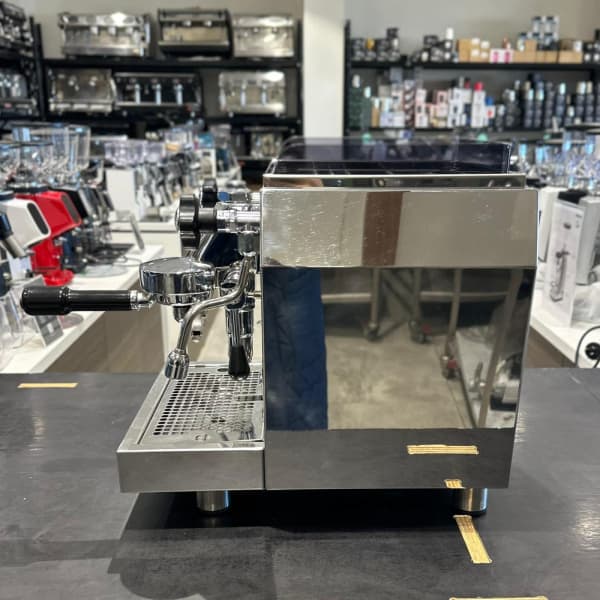 Pre Loved Ecm Rocket Giotto E61 Hx Semi Commercial Coffee Machine
