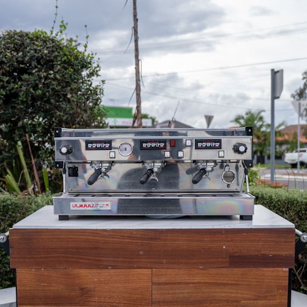 Pre-Owned La Marzocco Linea 3 Group Coffee Machine – Custom Audi Grey – Stunning!