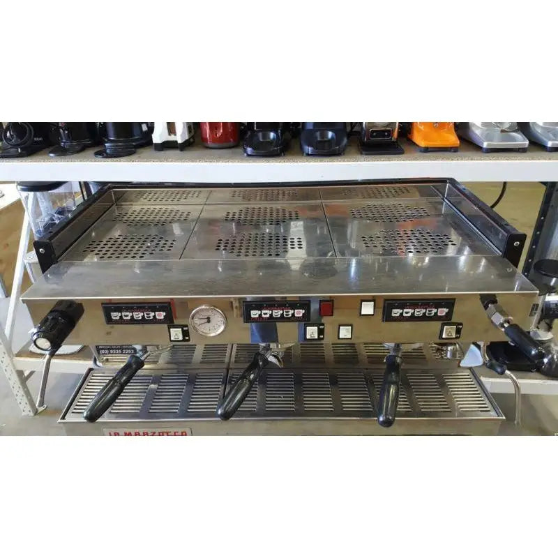 La Marzocco 2013 3 Group La Marzocco Linea AV Commercial