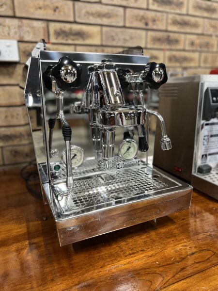 Pre Owned Rocket Giotto Rotary Plumbable or Tank Coffee Machine