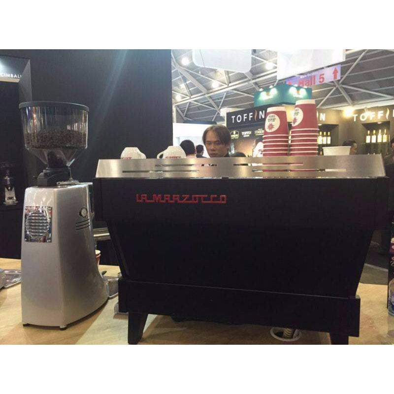 La Marzocco Pre-owned La Marzocco PB 2 Group CommercialCoffee Machinein Matt BLK