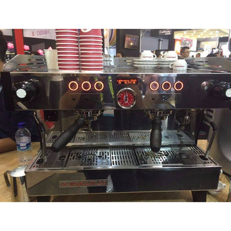 La Marzocco Pre-owned La Marzocco PB 2 Group CommercialCoffee Machinein Matt BLK