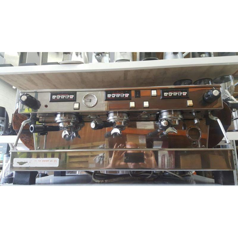 La Marzocco Cheap Pre-Loved La Marzocco FB70 Commercial Coffee Machine
