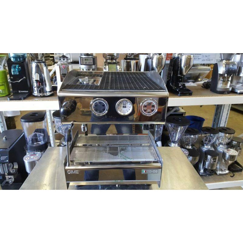 Brand New 2 Group 10 amp Compact Commercial Coffee Machine With TANK
