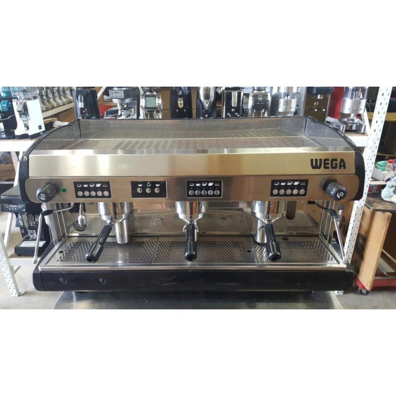 Black workhorse 3 Group Wega Polaris Commercial Coffee Machine