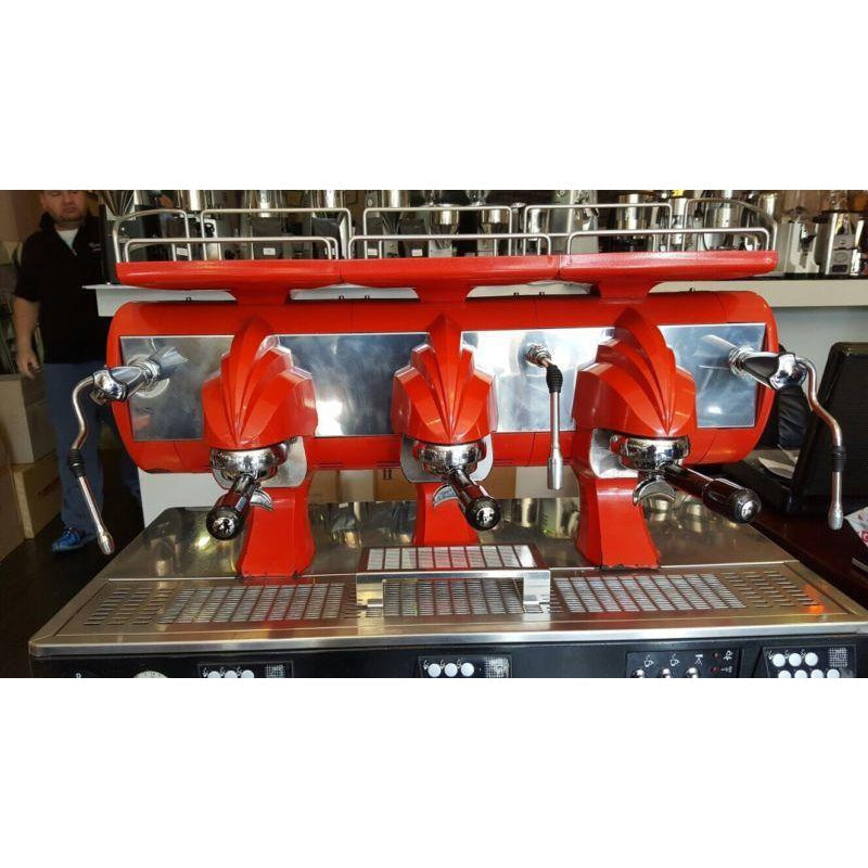 3 Group Astoria Sabila