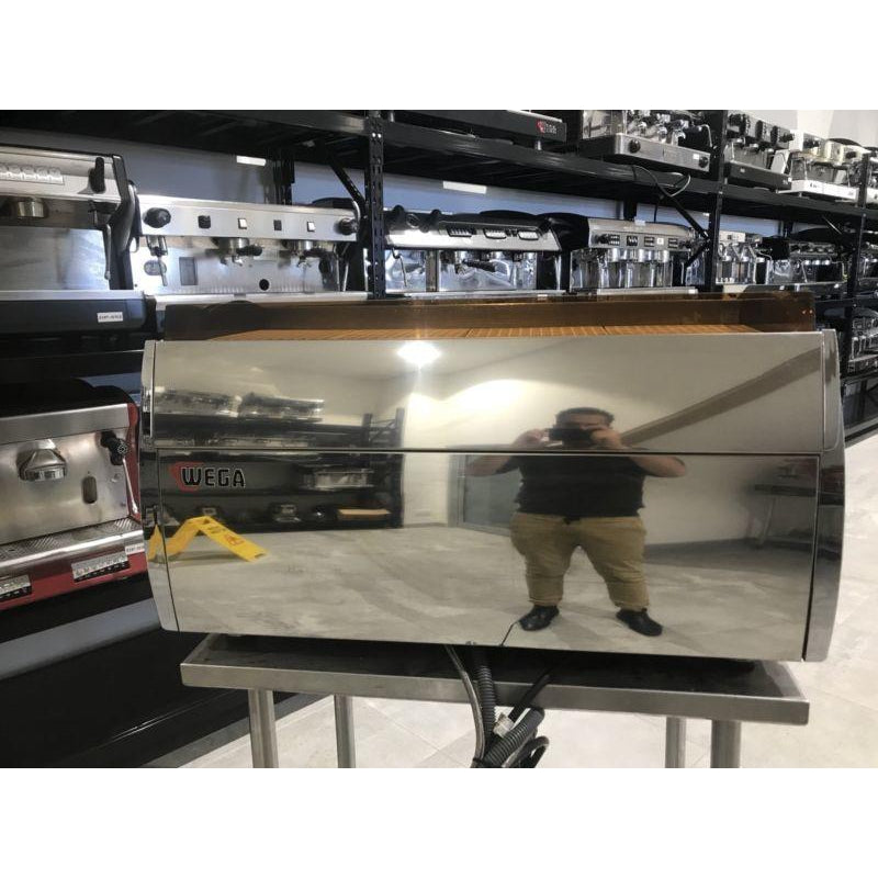 Cheap Pre-Owned 3 Group High Cup Wega Commercial Coffee Machine