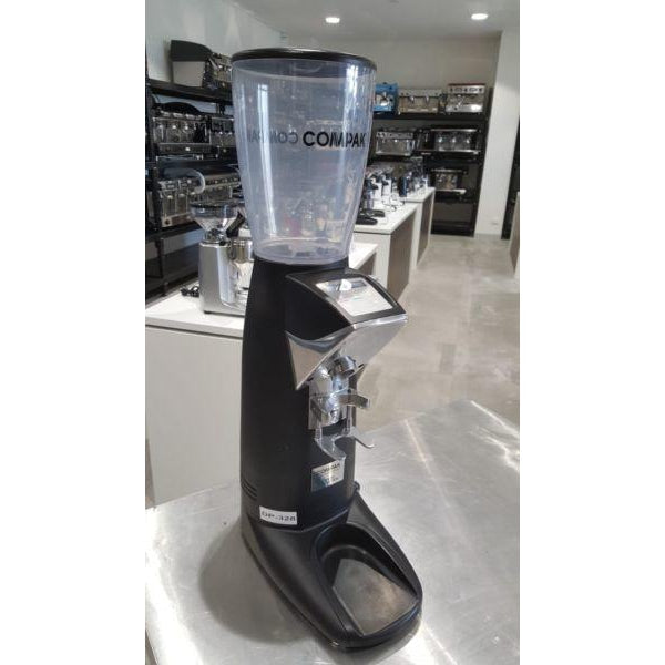 As New Compak F10 Master Conic Commercial Coffee Bean Espresso Grinder