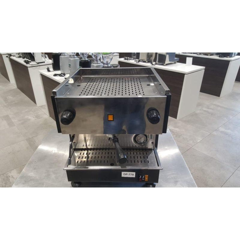 Used One Group 10 amp Built in Pump Commercial Coffee Machine