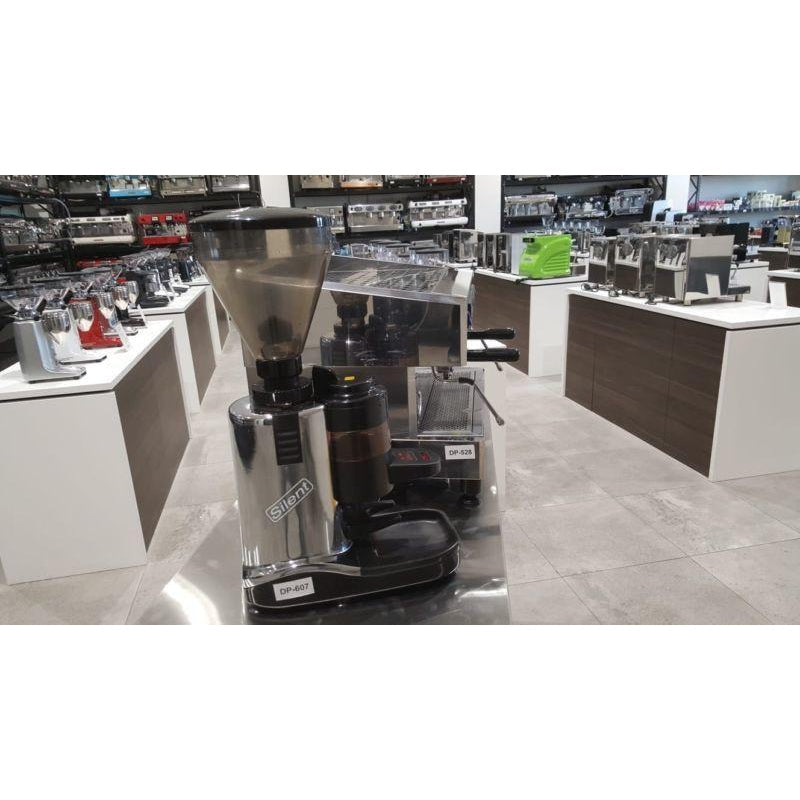 As New Coffee Machine & Grinder Package & Cafè Starter pack Commercial