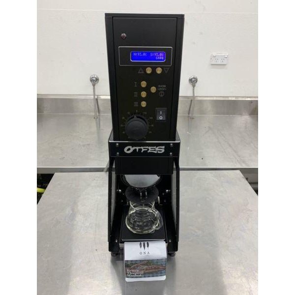 AS NEW OTFES brewer for pour over and batch brew