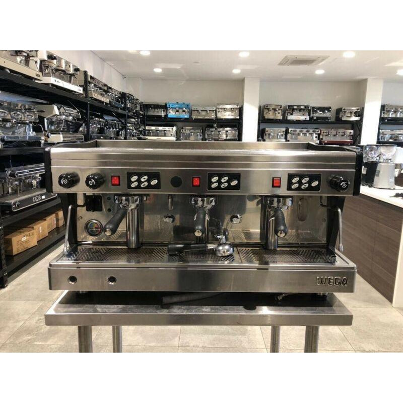 Cheap 3 Group Pre-Owned Wega High Cup Commercial Coffee Machine