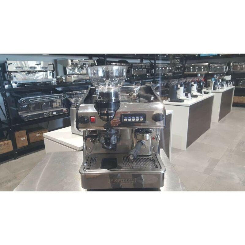 One Group 10 Amp Commercial Coffee Machine with Built In Grinder