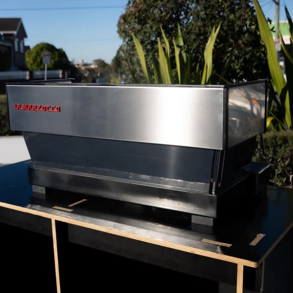 Clean Late Model 3 Group La Marzocco Linea Commercial Coffee Machine