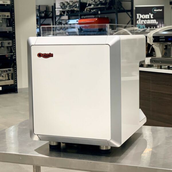 Brand New Commercial One Group 10 amp Tank Coffee Machine