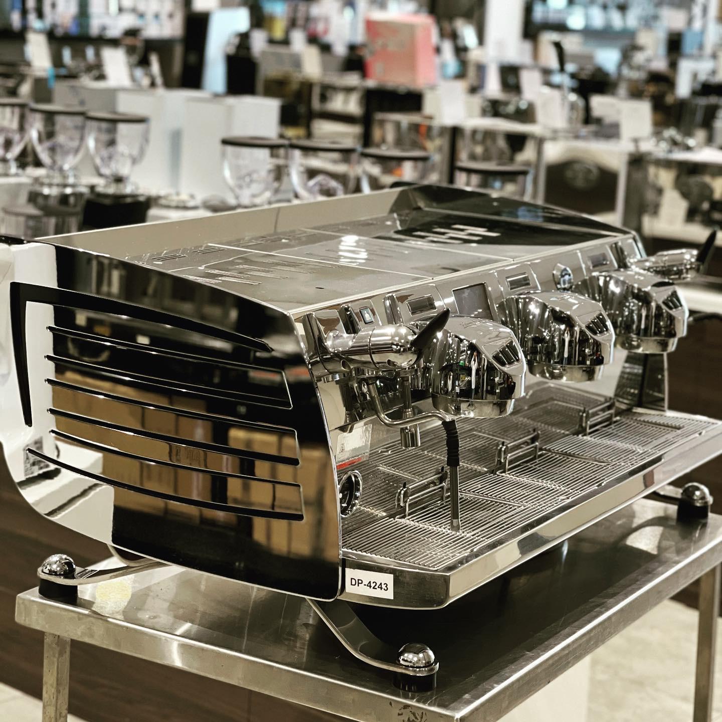 Immaculate 3 Group Black Eagle Commercial Coffee Machine