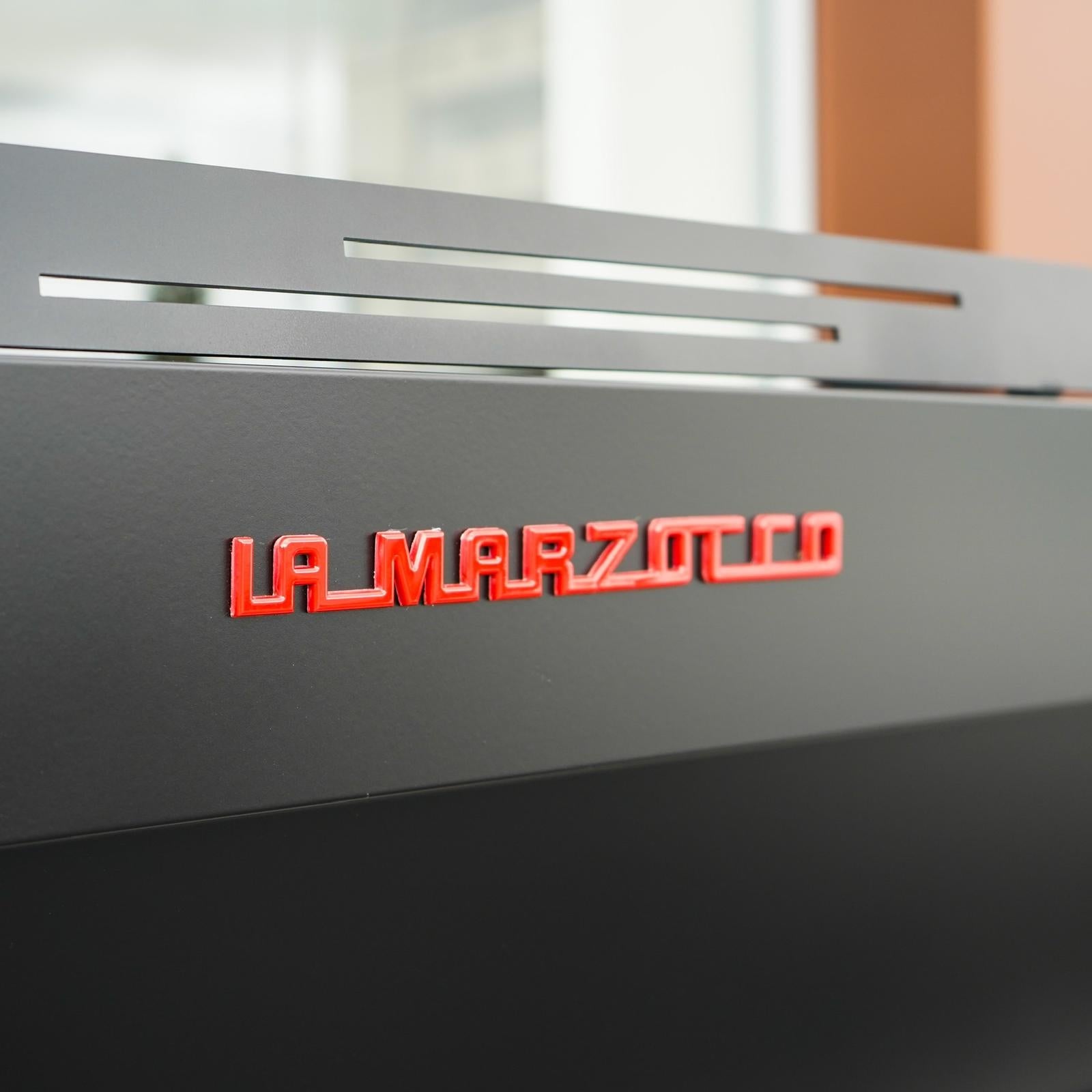 La Marzocco Custom Linea PB 3 Group BLACK