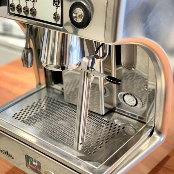 Immaculate Commercial One Group Coffee Machine With Automatic Steamer