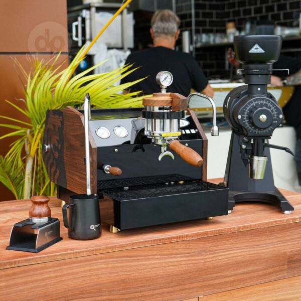 New La Marzocco GS3 MP & EK43 Short Coffee Machine & Grinder Package