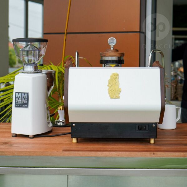 Brand New Custom La Marzocco Gs3 & Mazzer Machine & Grinder Package
