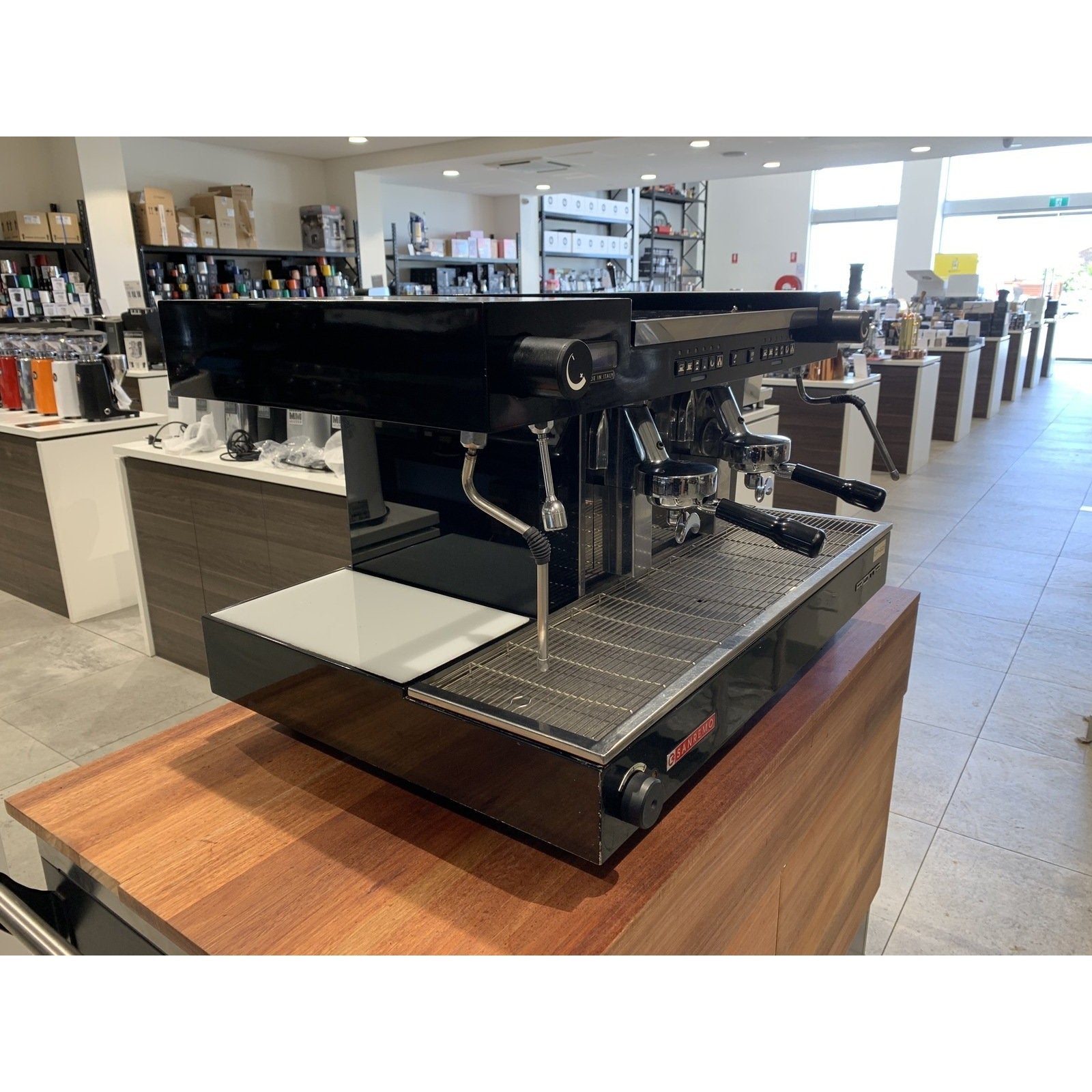 2012 Sanremo Roma 2 Group (Black)