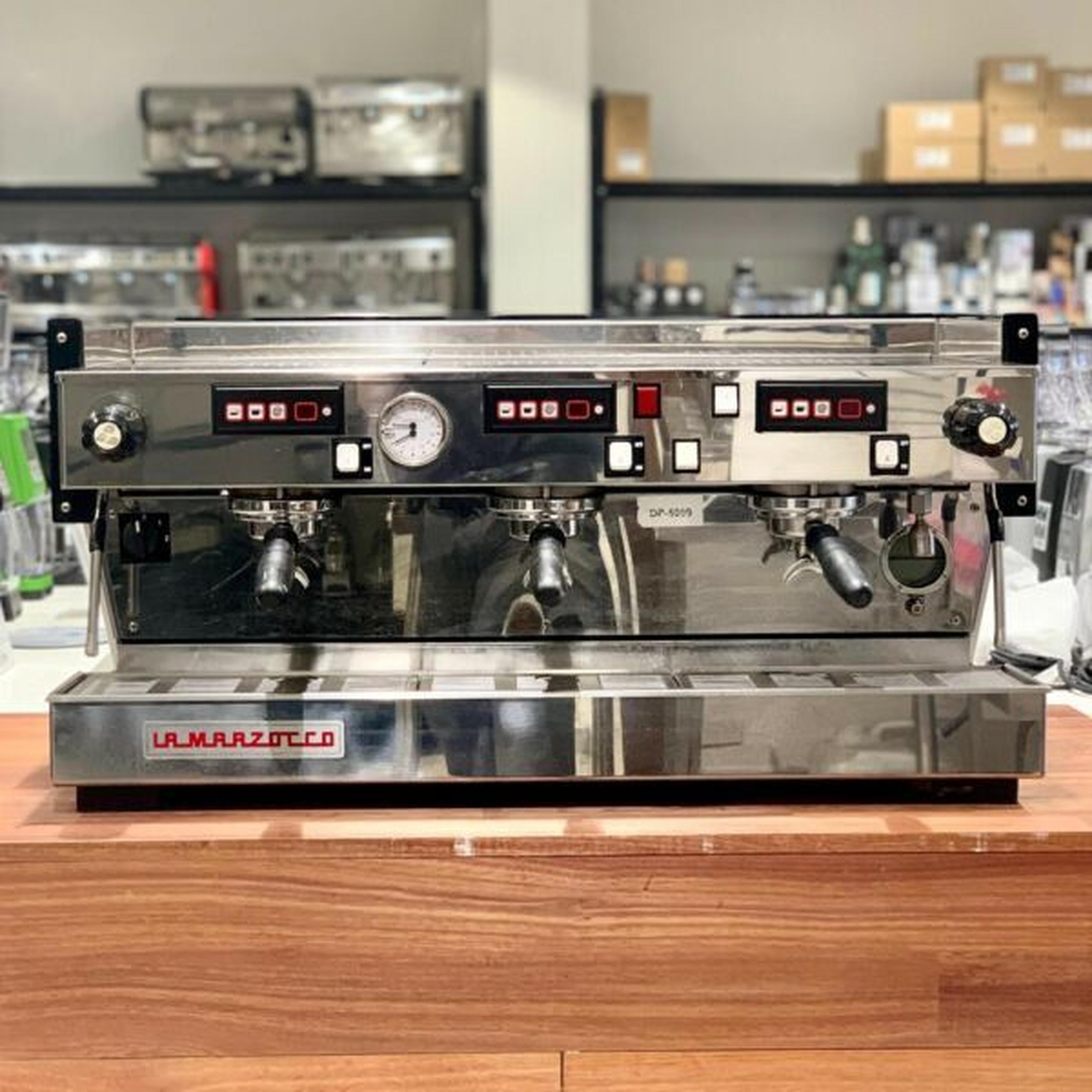Late Model Shot Timer La Marzocco 3 Group Commercial Coffee Machine