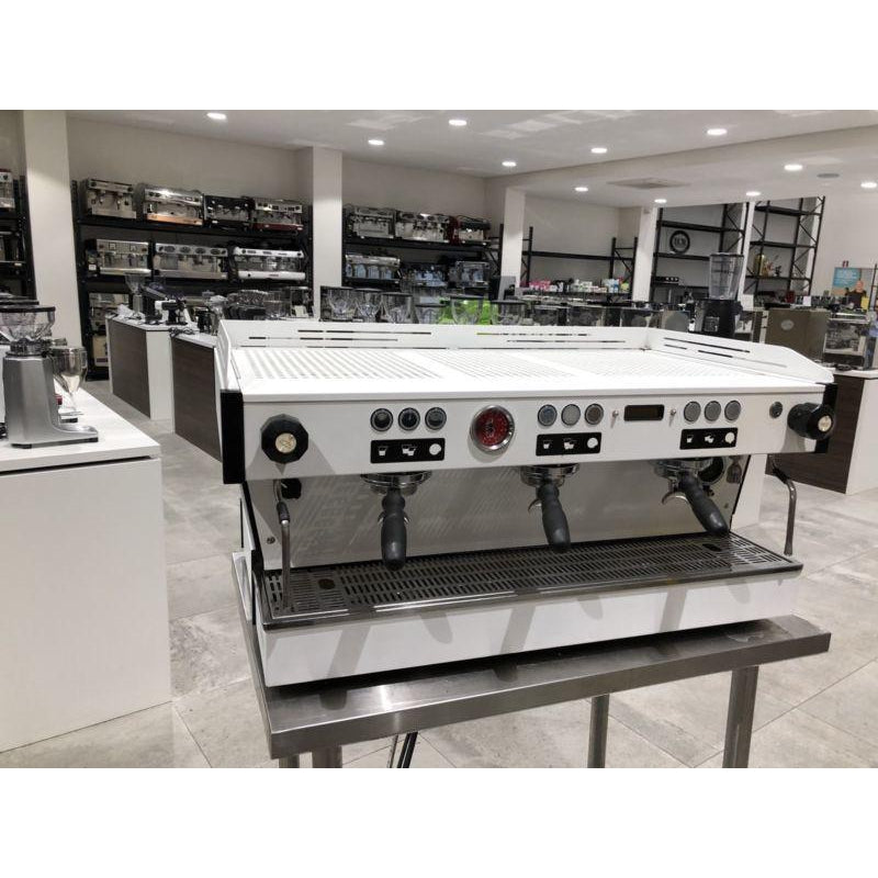 Custom White 3 Group La Marzocco PB Commercial Coffee Machine