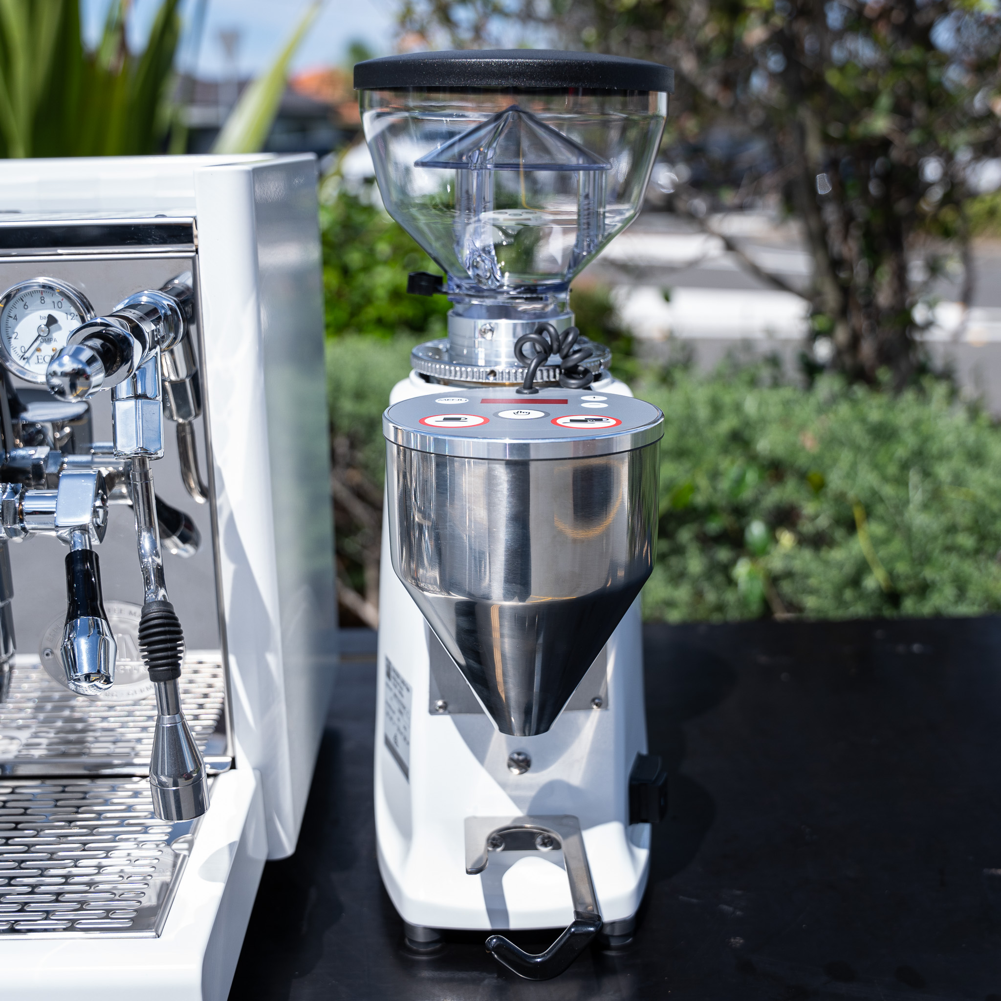Custom White ECM Technika V Profi PID With White Mazzer Mini Electronic A