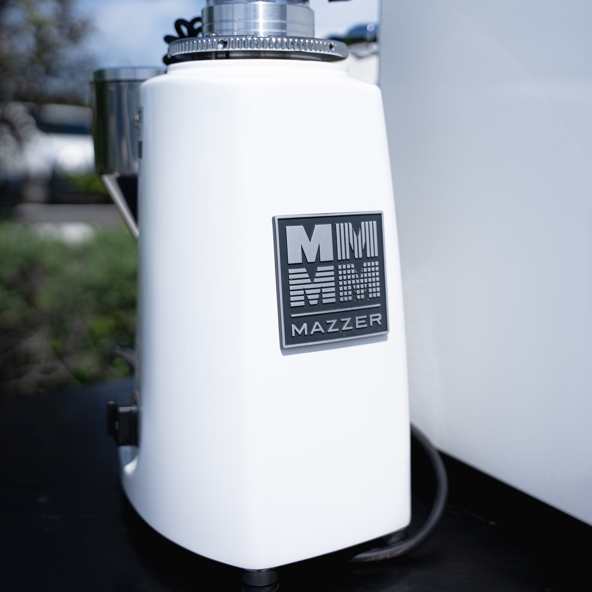 Custom White ECM Technika V Profi PID With White Mazzer Mini Electronic A