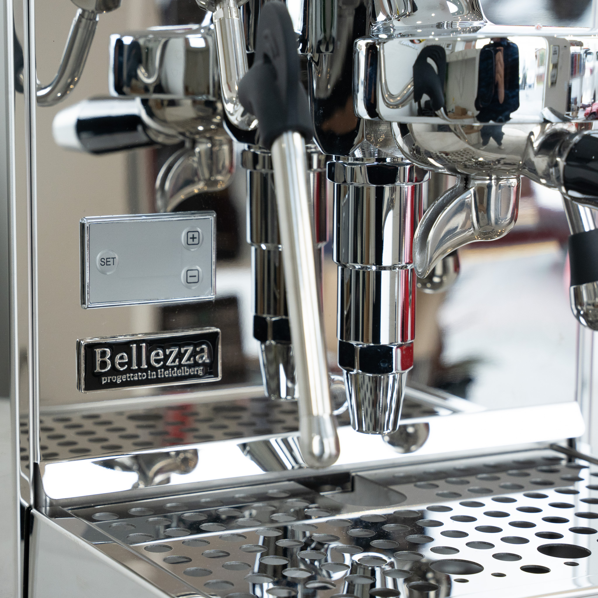 BELLEZZA CHIARA DISPLAY FLOOR STOCK COFFEE MACHINE