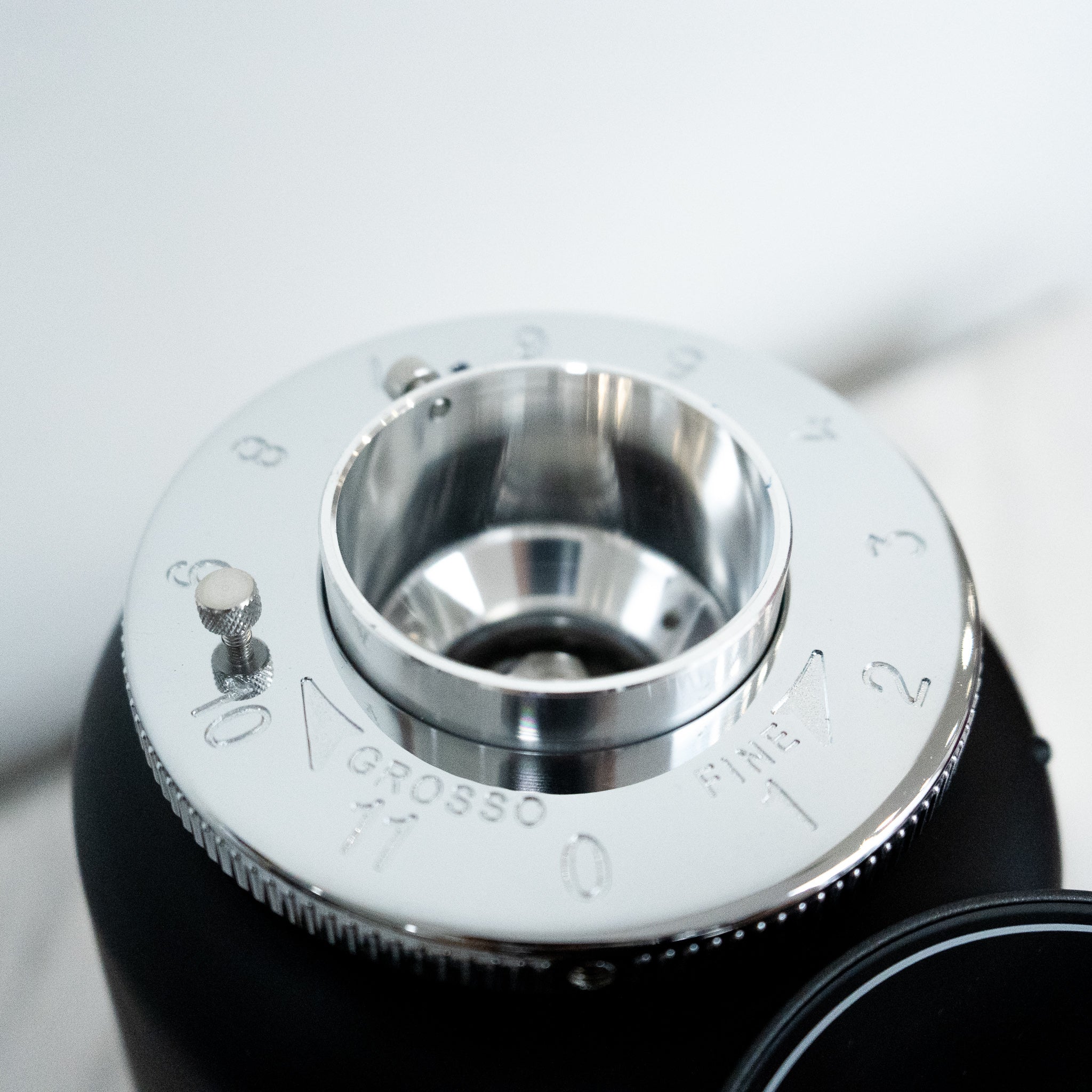Carimali XO21 On Demand Electronic Grinder