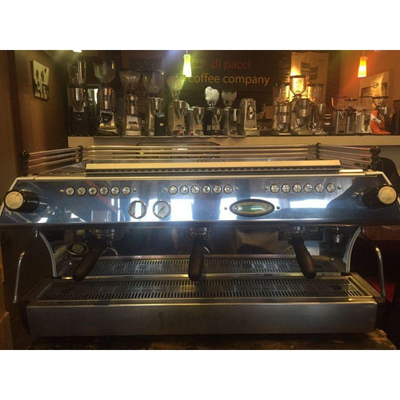 La Marzocco Used 3 Group La Marzocco FB80 In Pearl White Commercial Coffee Machine