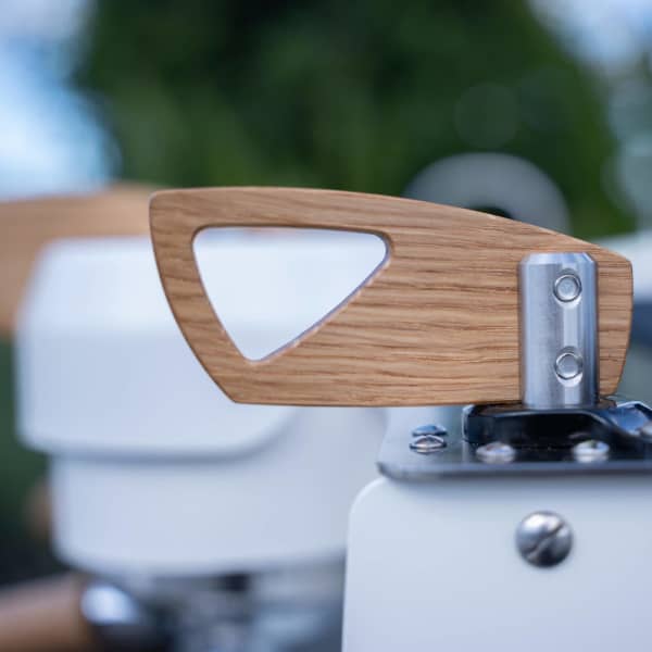 Brand New Synesso S300 White With Walnut Timber Kit Coffee Machine
