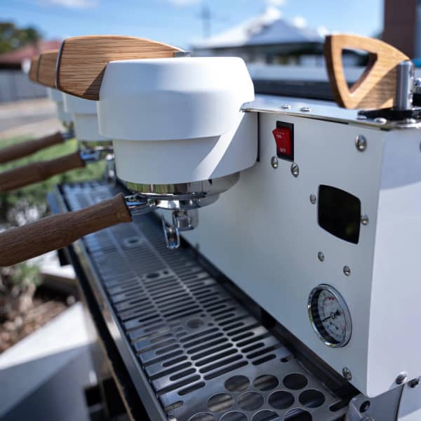Brand New Synesso S300 White With Walnut Timber Kit Coffee Machine