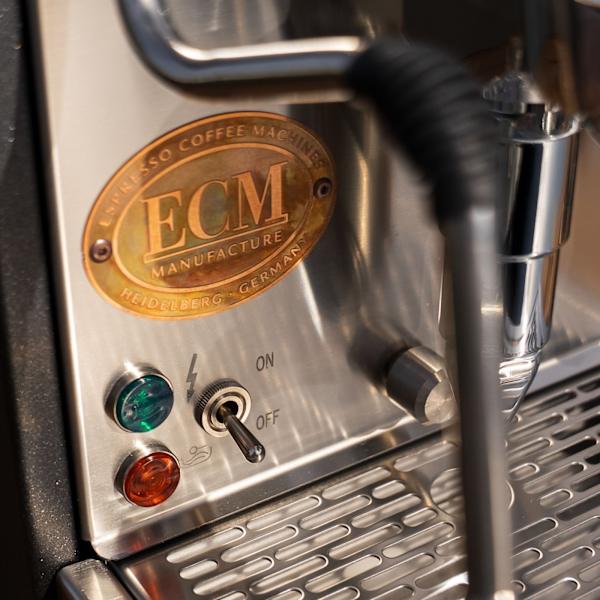 ECM VI Slim + S-Manuale 64 Heritage Line Limited Edition Package