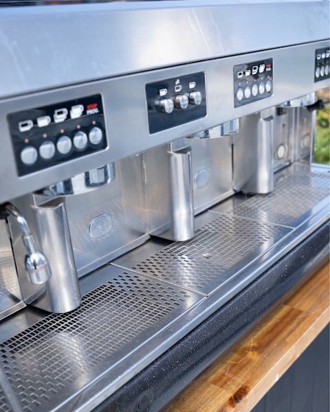 Clean Pre Loved 3 Group Wega Polaris Tall Cup Black