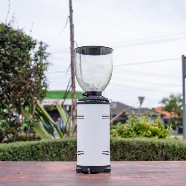 Used White DIP DK65 Coffee Grinder – Excellent Condition