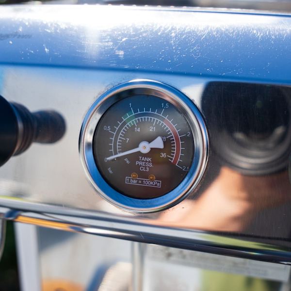 Pre Owned Expobar Ruggero 3 Group Tall Cup White Lever