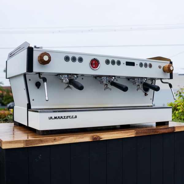 Ex Demo La Marzocco Pb 3 Group Custom White