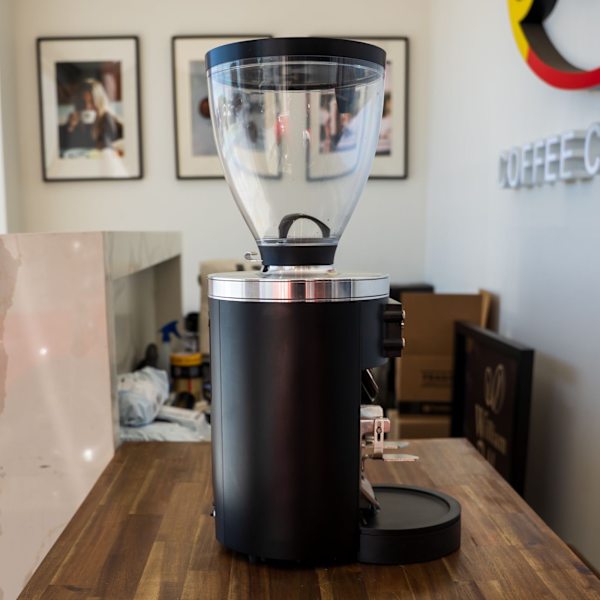 Mahlkönig E80 GBW – Used Only 4 Days at Fine Food Expo