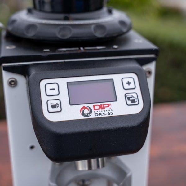Used White DIP DK65 Coffee Grinder – Excellent Condition