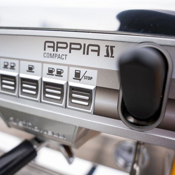 Pre Loved Nuova Simonelli Appia II 2 Group – 10 Amp – Tall Cup – Custo