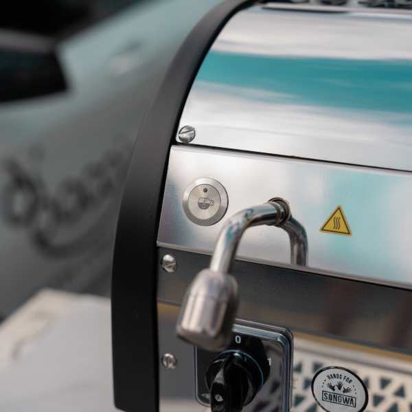 JAW DROPPING LA MARZOCCO LEVA S EX DISPLAY