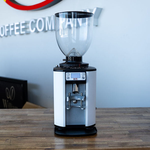 DIP DS-68 Coffee Grinder – White (Ex-Rental, Near New)