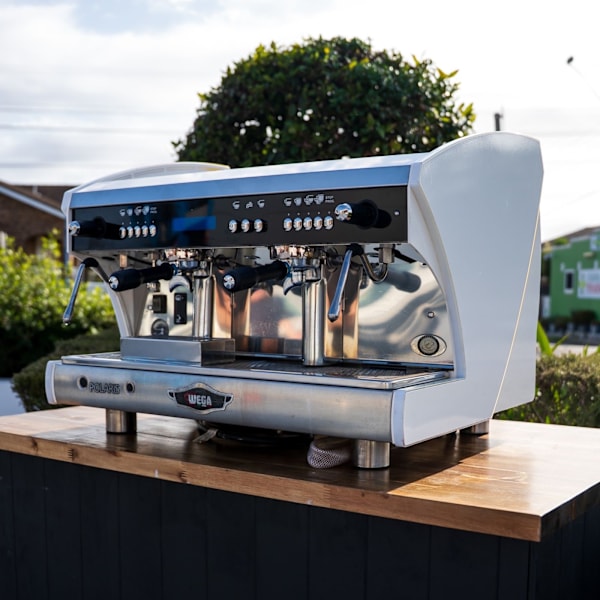 Pre-Loved Wega Polaris Tron – 2 Group – White