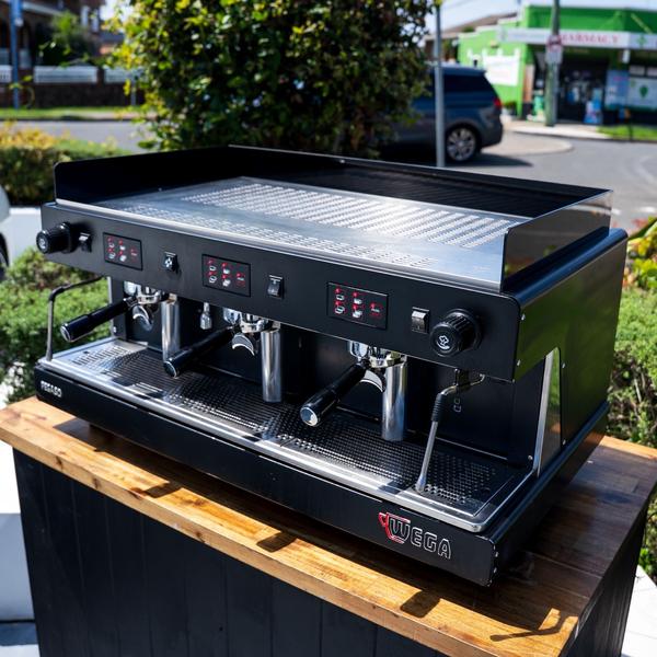 USED WEGA PEGASO 3 GROUP BLACK TALL CUP